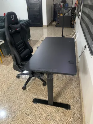 Electric Adjustable Height Desk.