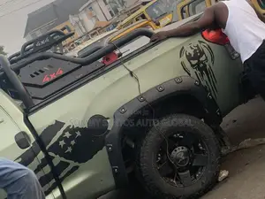 Toyota Tundra Booth Cover and Spoiler Available