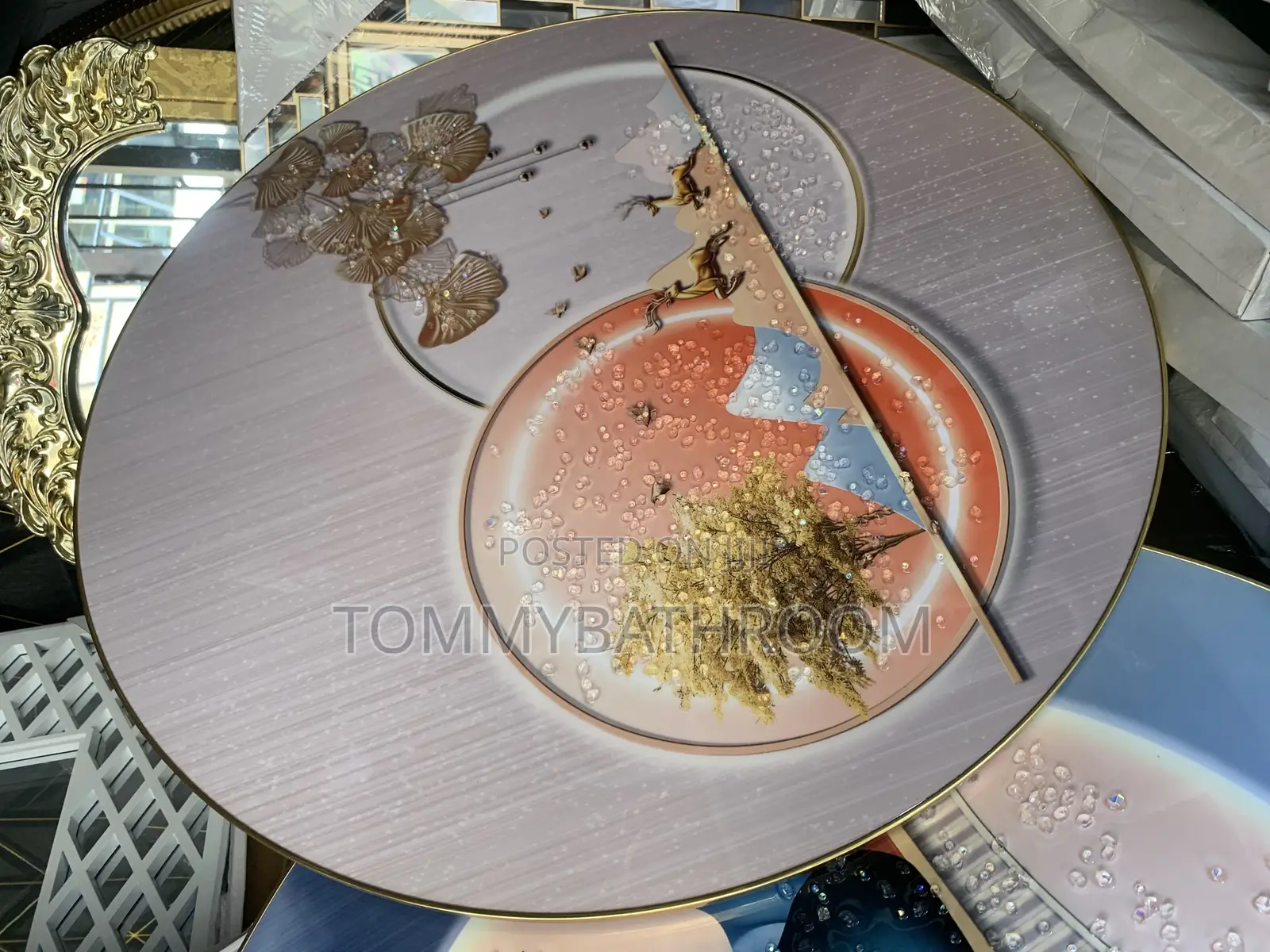 Round Frame Design