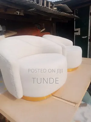 Simple Boss Office Couch
