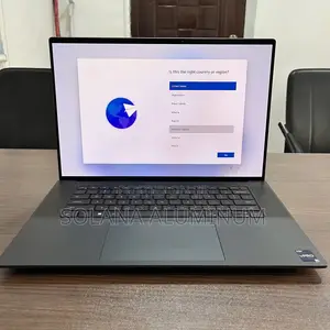 Laptop Dell Precision 5680 32GB Intel Core Ultra 7 SSD 1T