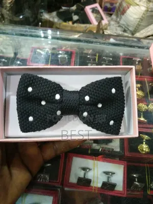 Knitted Bow Ties