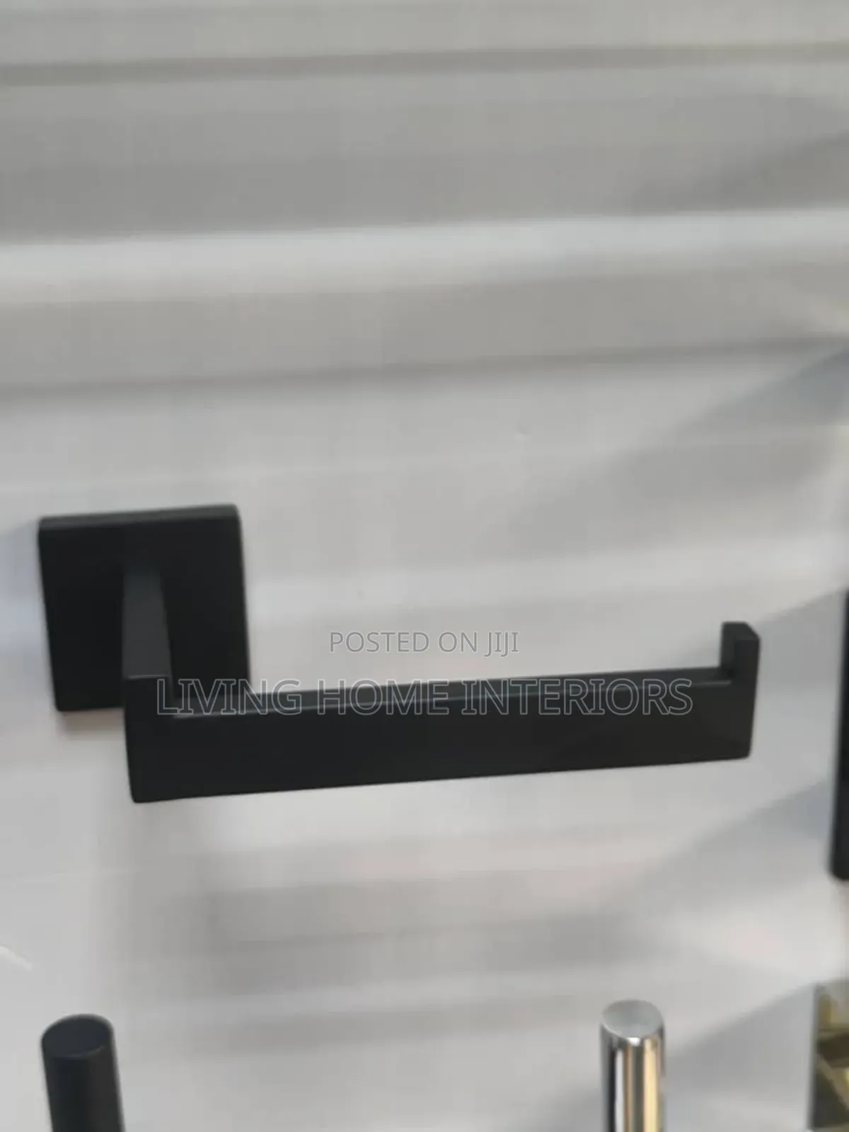 Black Tissue Holder