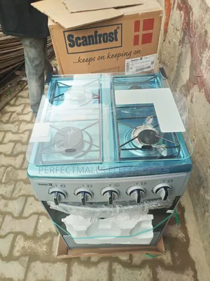 Scanfrost 50*50cm 4 Burner Gas Cooker With Oven