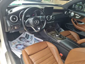 Mercedes-Benz C300 Sport 4Matic Sedan AWD (2.0L 4cyll 7A) 2016 White