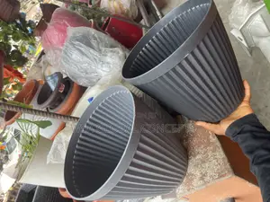 Beautiful Design Plastic Flowers Vase