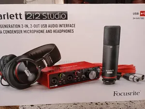 Focusrite Bundle 2i2 Audio Interface