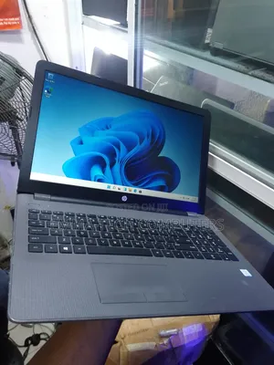 Laptop HP 250 G6 8GB Intel Core I5 SSD 256GB