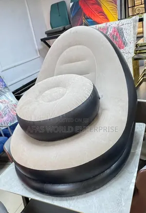 Relaxing Chair and Ottoman