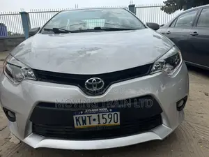 Toyota Corolla 2016 Silver
