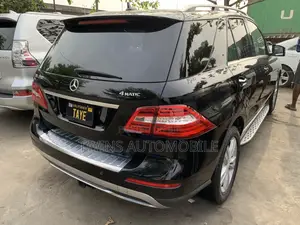 Mercedes-Benz M Class ML350 4MATIC 4dr SUV AWD (3.5L 6cyl 7A) 2014 Black