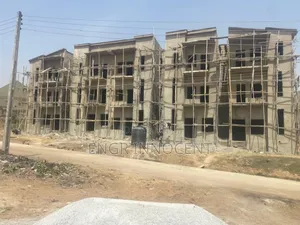 4bdrm Townhouse Terrace In Mobora Mbora For Sale