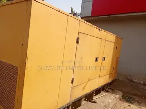 CAT 250kva Soundproof Generator