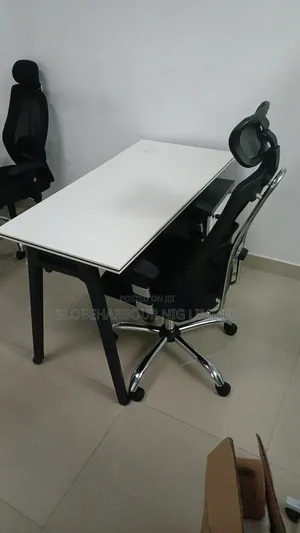 1.4 Meter Executive Office Table With Eco Executive Chair