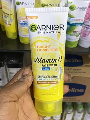 Garnier Bright Complete Vitamin C Facial Wash
