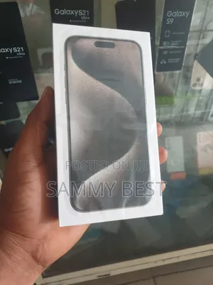 New Apple iPhone 15 Pro Max 256 GB Purple