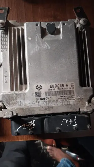 Volkswagen Touareg ECU Brain Box