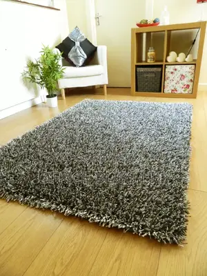Spaghetti Twist Indian Shaggy Center Rug - Grey