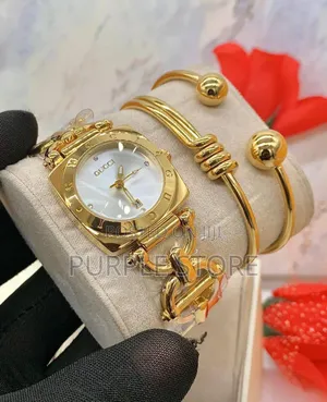 Gucci Women~Watch~ ~Bracelets~Set