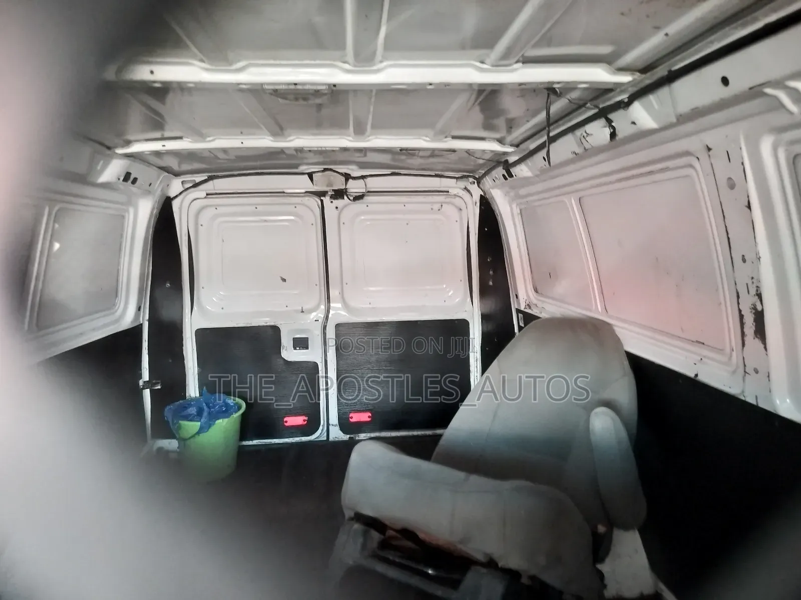 Ford E250 2009 White