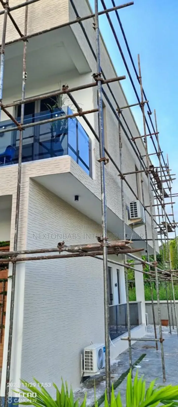 Gravitex Paint