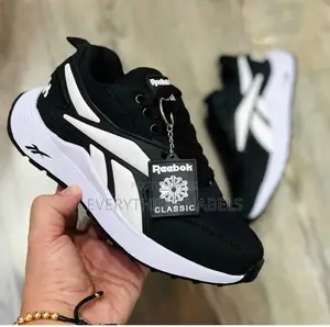 Reebok Comfy Sneakers