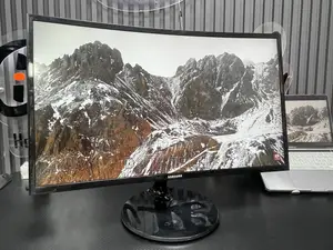 Samsung Curved 27” Full Hd Monitor