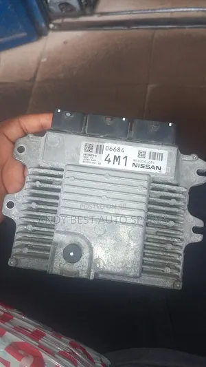 Engine Brain Box Nissan Juke Turbo 2013