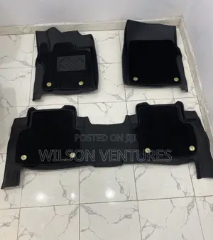 Toyota Landcruiser Double Layer TPE Plastic Mat