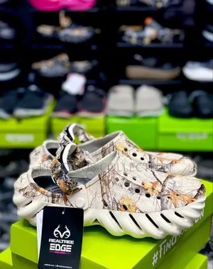 Unisex Classic Crocs