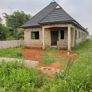 3bdrm Bungalow In Ikola Ipaja Lagos For Sale
