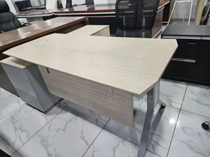 1.6 Meters Executive Office Table With Extension Drawer