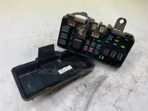 Engine Side Fuse Box Acura MDX 2003/2005