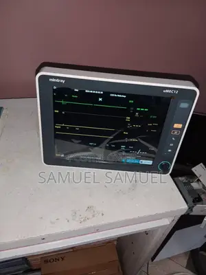MINDRAY Umec 12 Patient Monitor