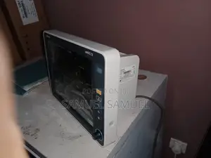 MINDRAY Umec 12 Patient Monitor