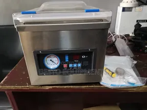 Vacuum Sealing Packaging Machine.