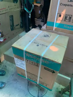 Hisense 45L Bedside Refrigerator - Compact Efficient