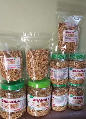 Granola, Cereal, Natural Snacks, Healthy Snacks, Parfait