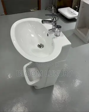Combo Of Urinal And Wash Hand Basin