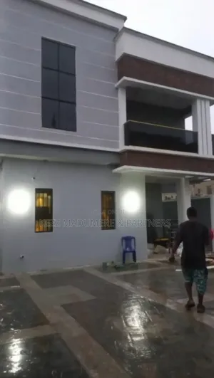 5bdrm Duplex in Area U , Owerri, Imo for sale