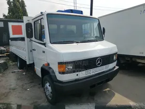 Mercedes Truck 609D 814 Axle