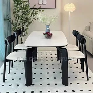 Classic Dinning Table With Chairs