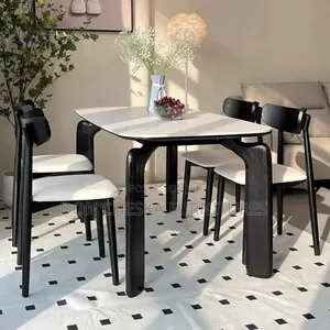 Classic Dinning Table With Chairs