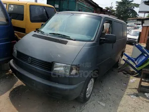 Volkswagen Transporter 2004 Grey