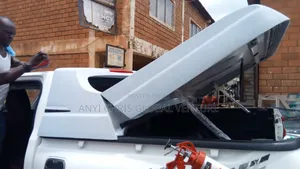 Hilux Cover Carry Boy Shock Lifting