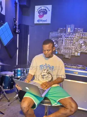 I’M Looking For DJ Work In Lagos