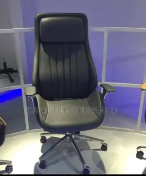 Swivel Executive Office Chair