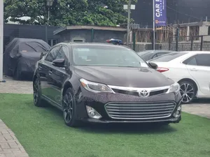 Toyota Avalon XLE 4dr Sedan (3.5L 6cyl 6A) 2014 Burgundy