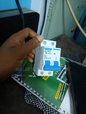 DUMAC Double Pole 63a Dc Breaker