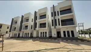 4bdrm Townhouse/Terrace in Jahi for sale